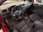 Volkswagen Golf 2010 Punainen
