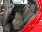 Volkswagen Golf 2010 Punainen