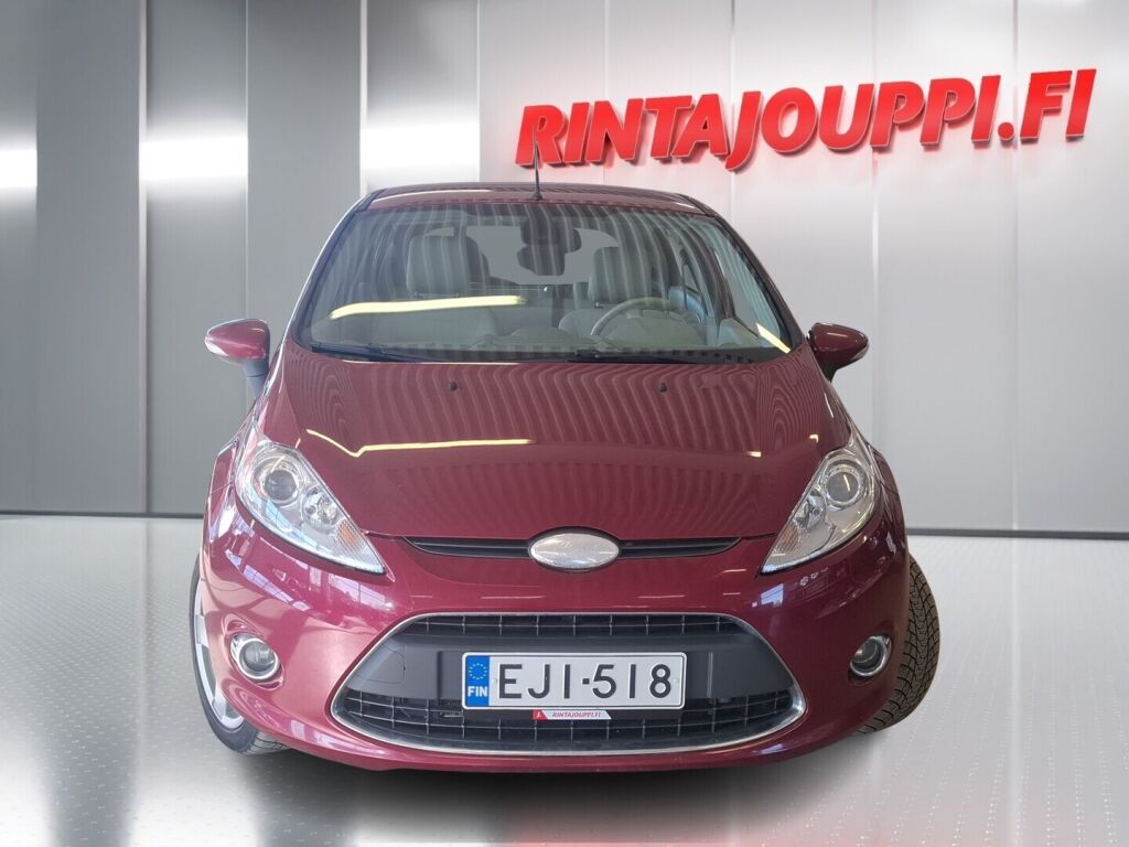 Ford Fiesta 2009 Punainen