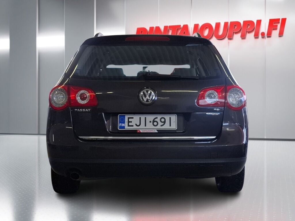 Volkswagen Passat 2009 Ruskea (beige)