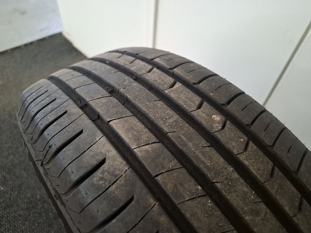 Volkswagen Passat 2009 Ruskea (beige)