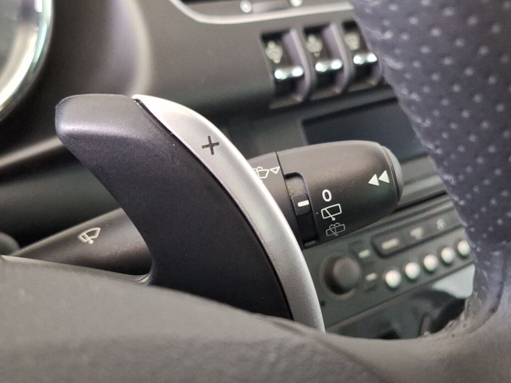 Peugeot 3008 2010 Musta