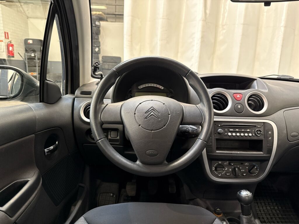 Citroen C3 2006 Ruskea (beige)