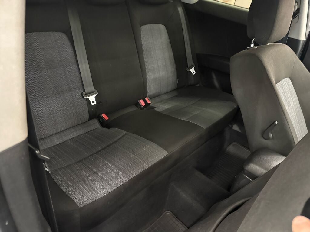 Kia ProCeed 2010 Valkoinen