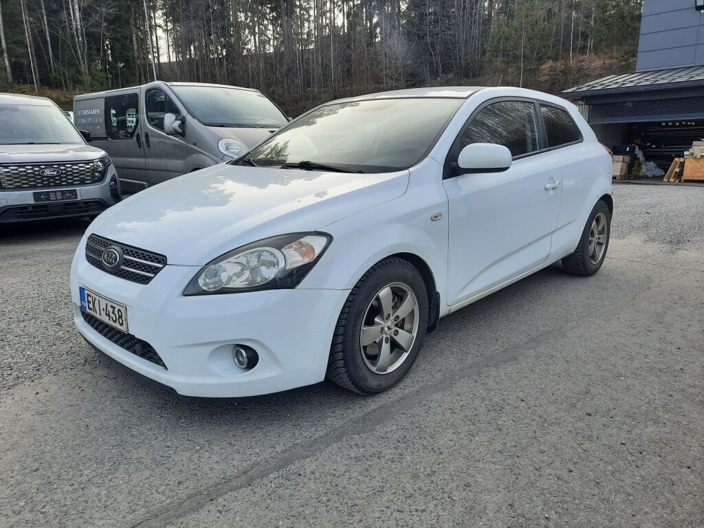 Kia ProCeed 2010 Valkoinen