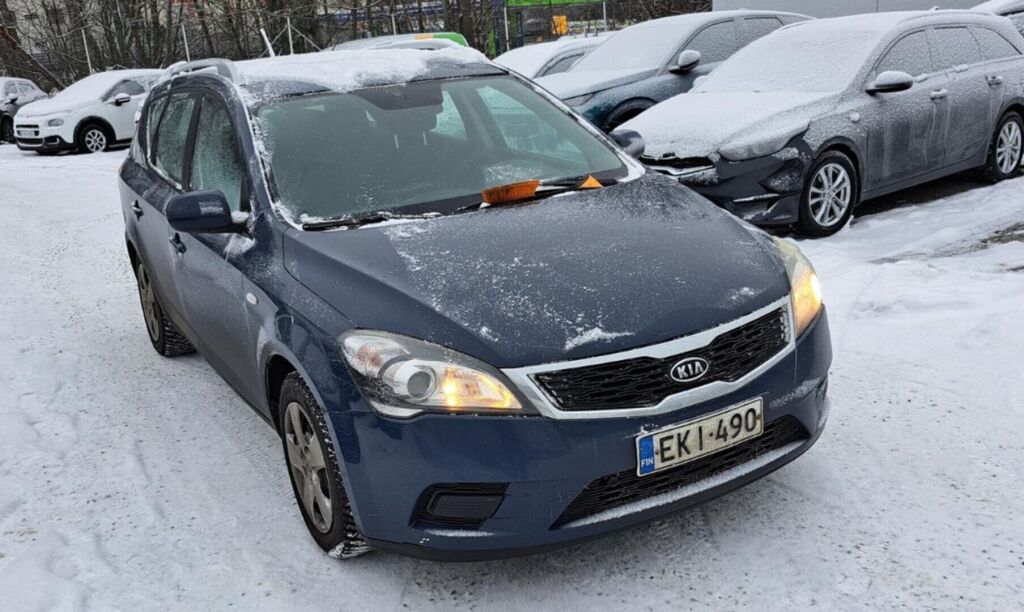 Kia Ceed 2010 Sininen