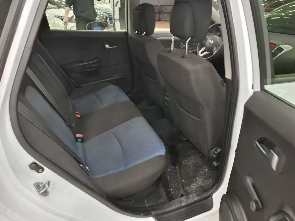 Kia Ceed 2010 Valkoinen