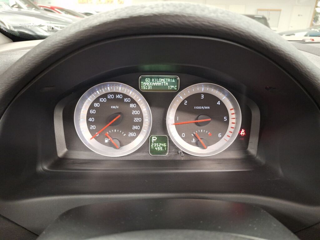 Volvo C70 2010 Punainen