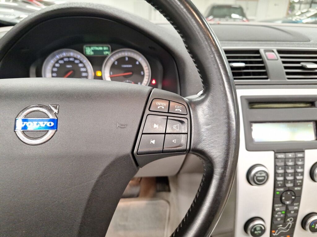 Volvo C70 2010 Punainen