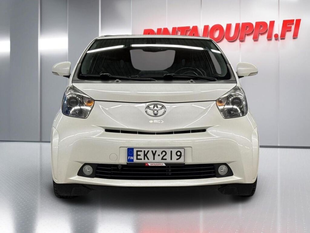 Toyota iQ 2010 Metallinhohto Valkoinen