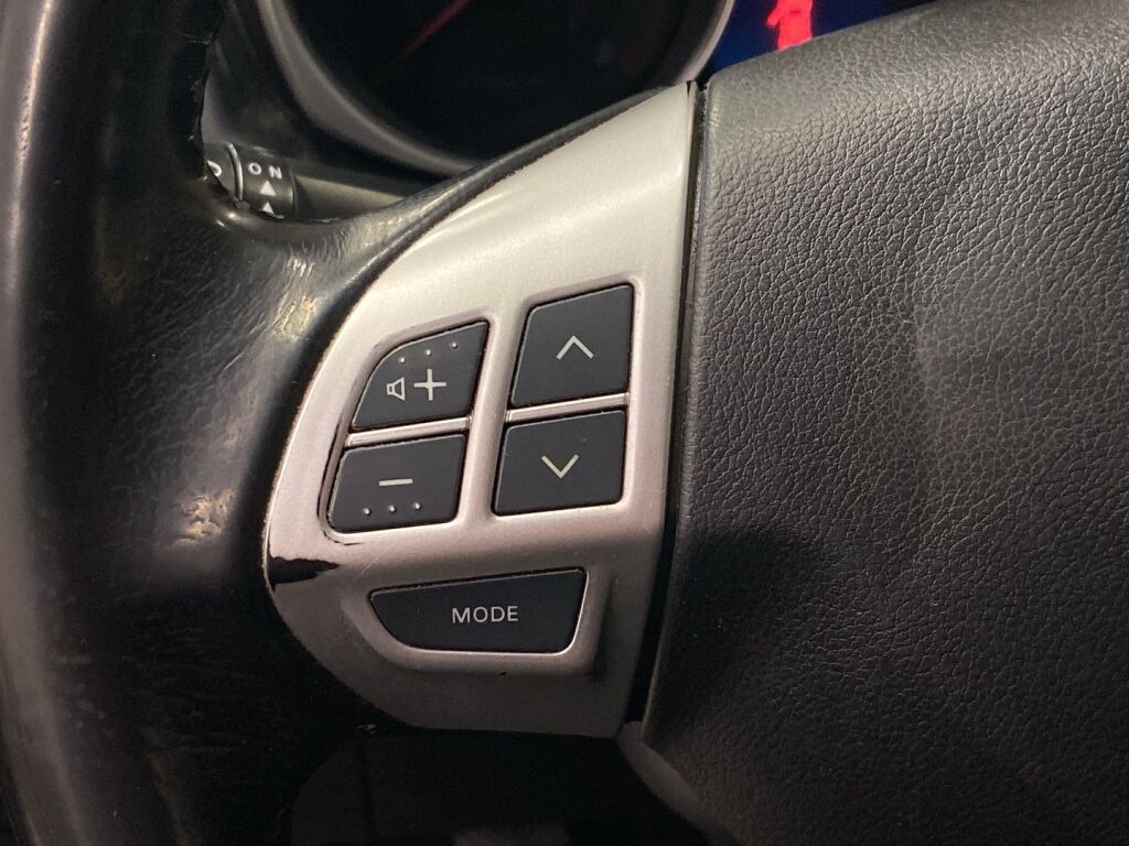Mitsubishi ASX 2010 Ruskea (beige)