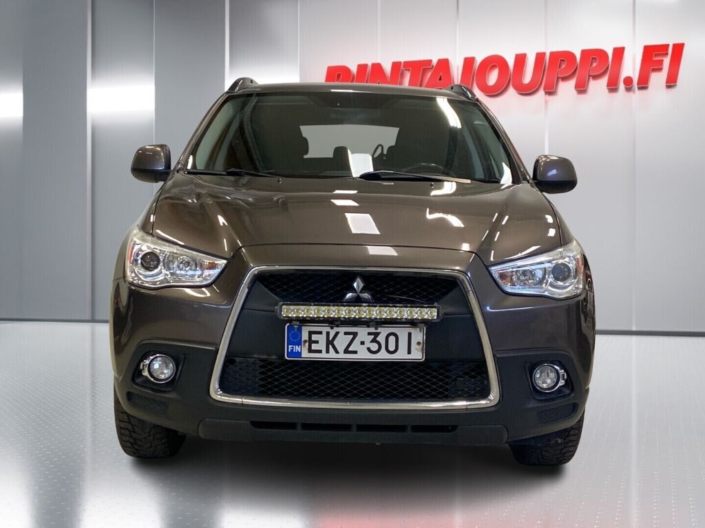 Mitsubishi ASX 2010 Ruskea (beige)