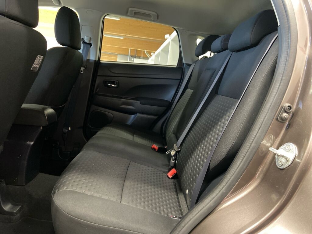 Mitsubishi ASX 2010 Ruskea (beige)