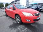 Opel Astra 2010 Punainen