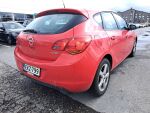 Opel Astra 2010 Punainen