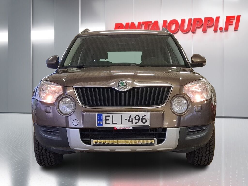 Skoda Yeti 2010 Ruskea (beige)