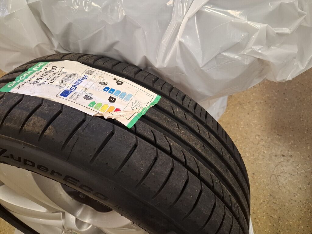 Skoda Yeti 2010 Ruskea (beige)