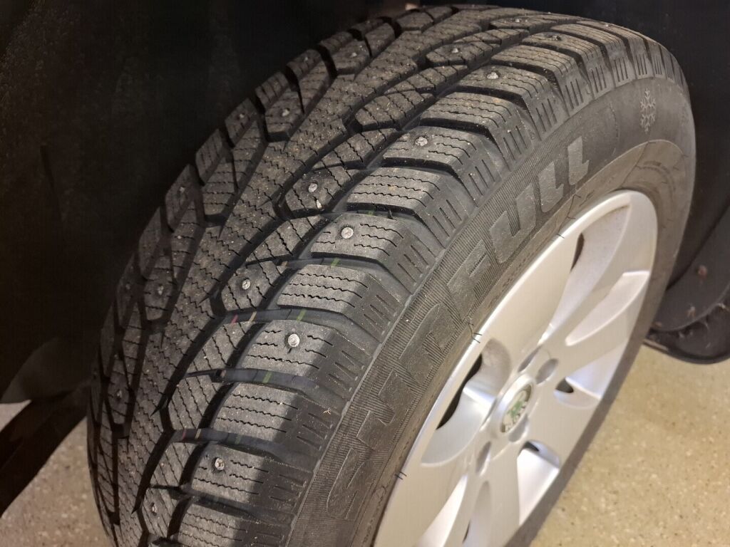 Skoda Yeti 2010 Ruskea (beige)