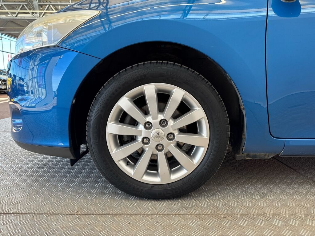 Toyota Auris 2010 Sininen