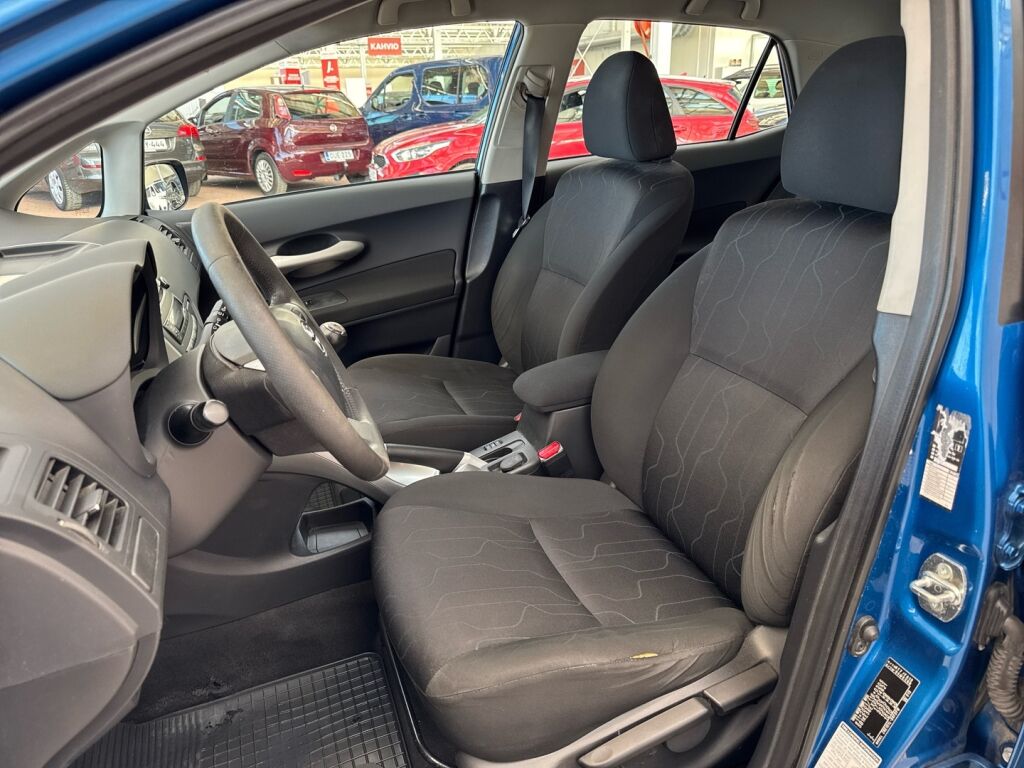 Toyota Auris 2010 Sininen