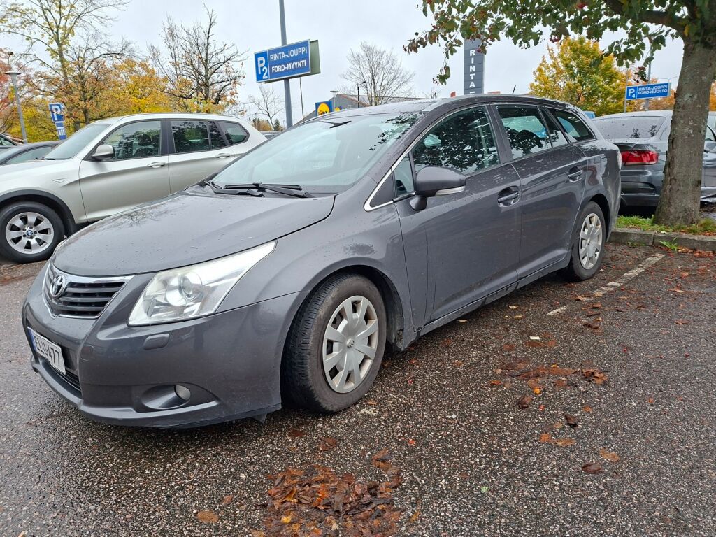 Toyota Avensis 2011 Harmaa