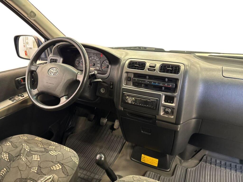 Toyota Hiace 2011 Sininen