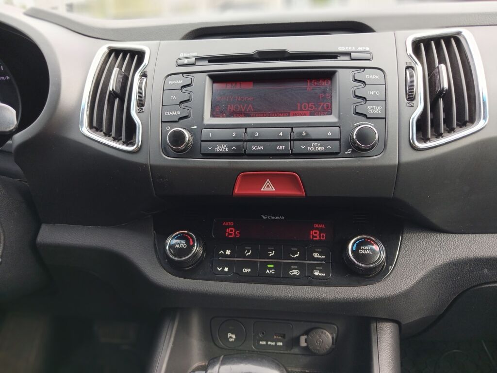 Kia Sportage 2011 Musta