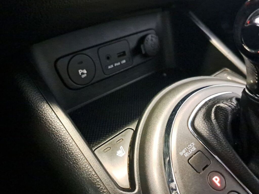 Kia Sportage 2011 Musta
