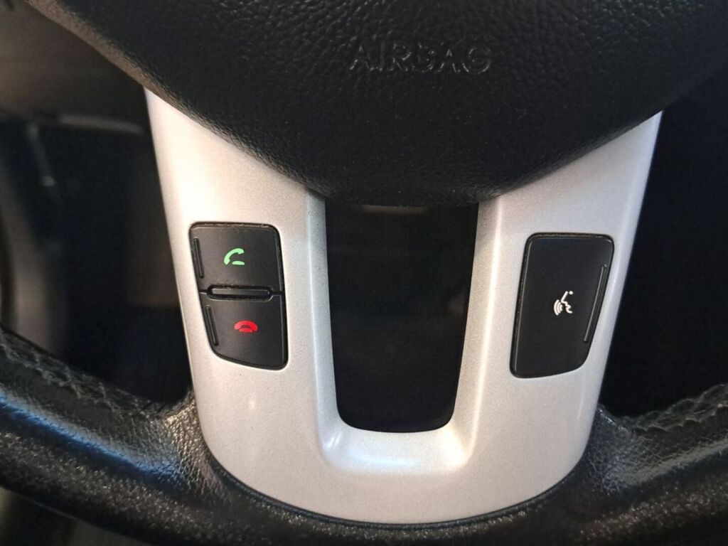 Kia Sportage 2011 Musta