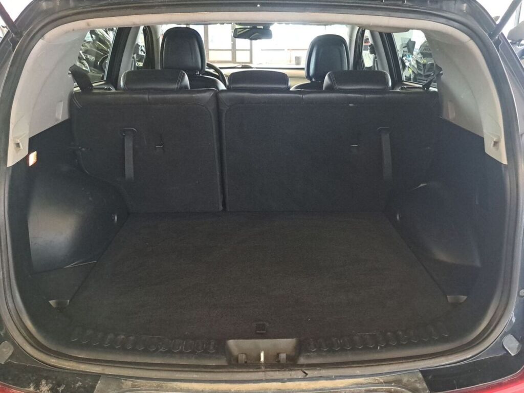 Kia Sportage 2011 Musta