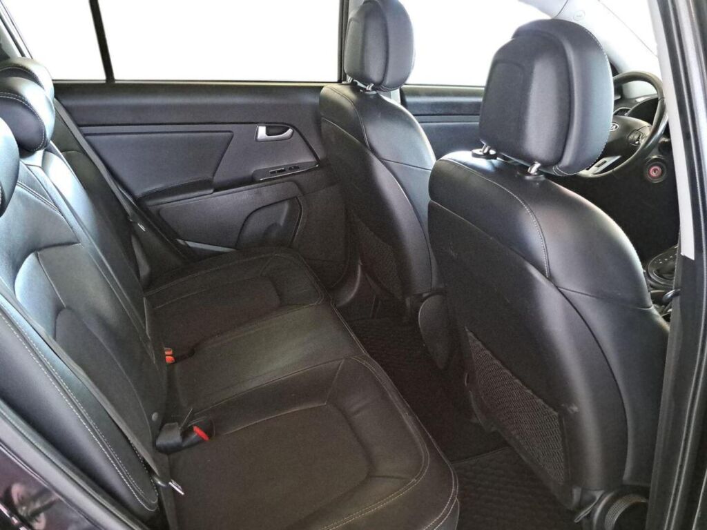 Kia Sportage 2011 Musta
