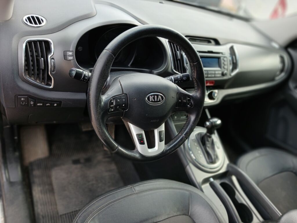 Kia Sportage 2011 Musta