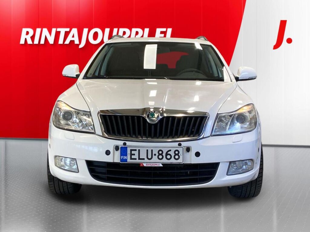 Skoda Octavia 2011 Valkoinen