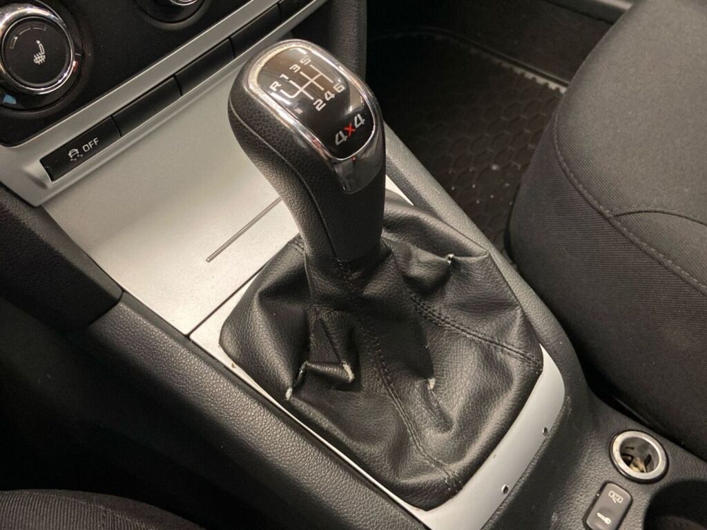 Skoda Octavia 2011 Valkoinen