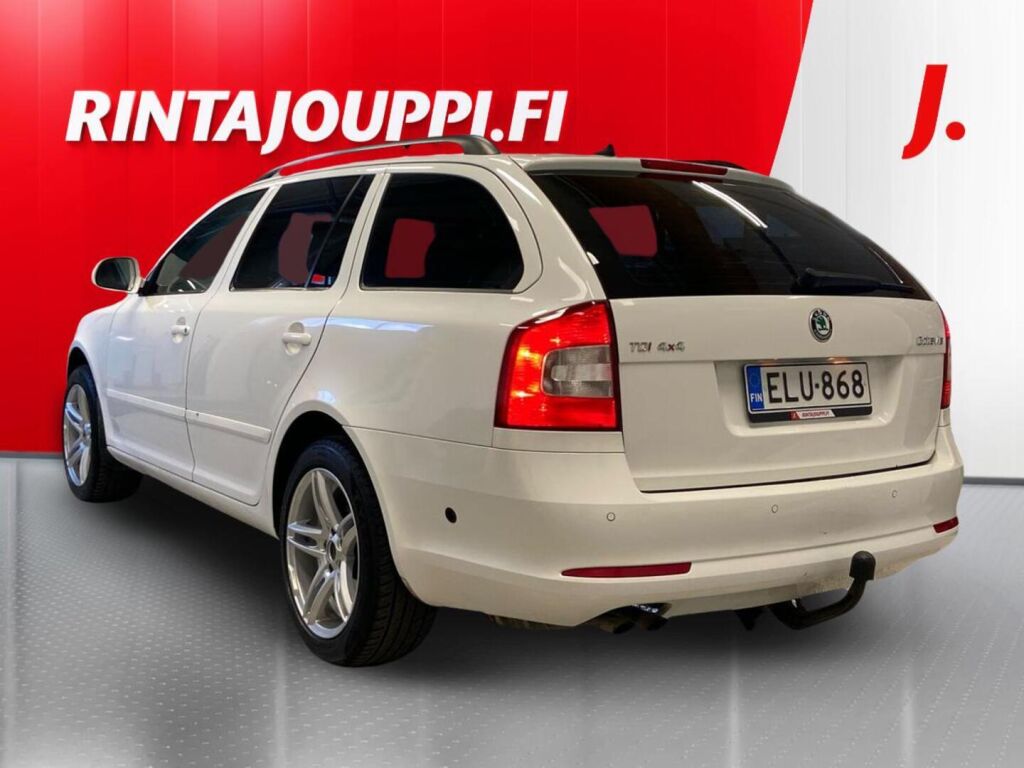 Skoda Octavia 2011 Valkoinen