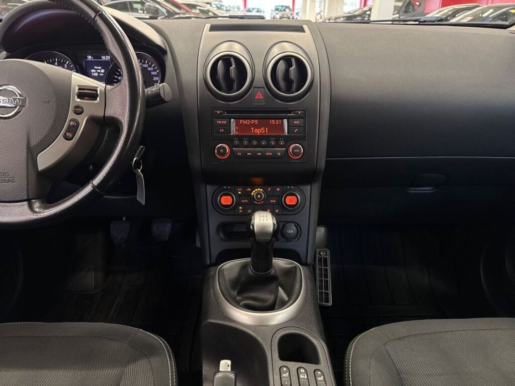 Nissan Qashqai 2011 Violetti