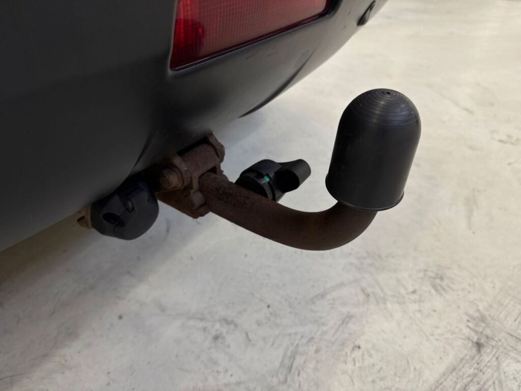 Nissan Qashqai 2011 Violetti