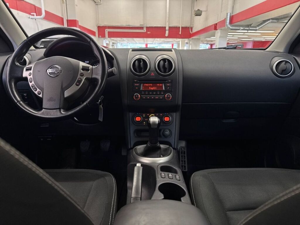 Nissan Qashqai 2011 Violetti