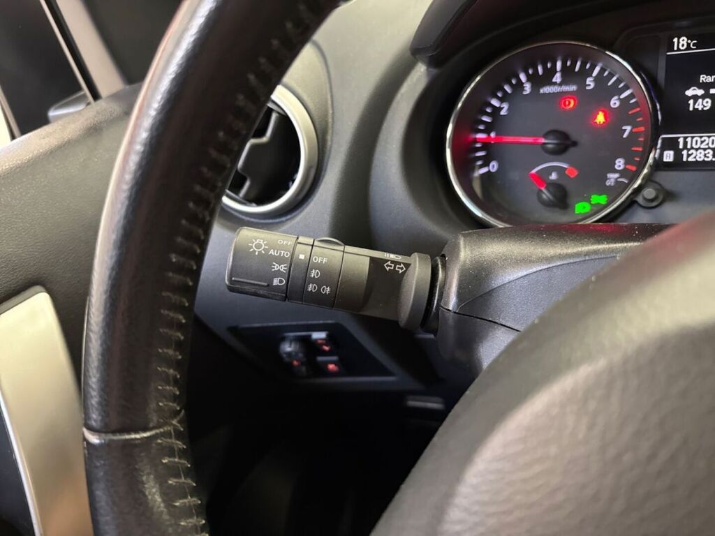 Nissan Qashqai 2011 Violetti