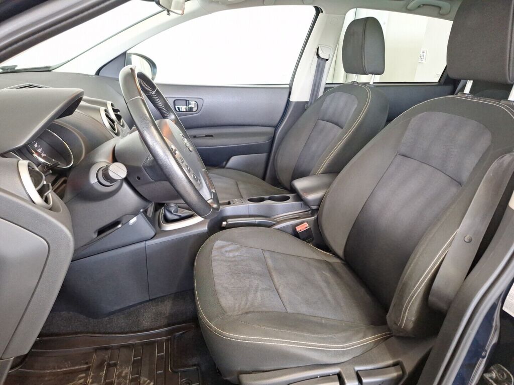 Nissan Qashqai+2 2011 Sininen