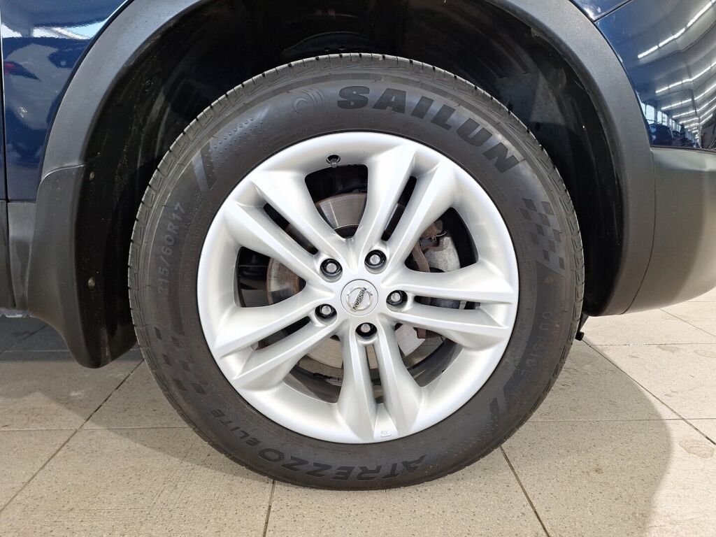 Nissan Qashqai+2 2011 Sininen