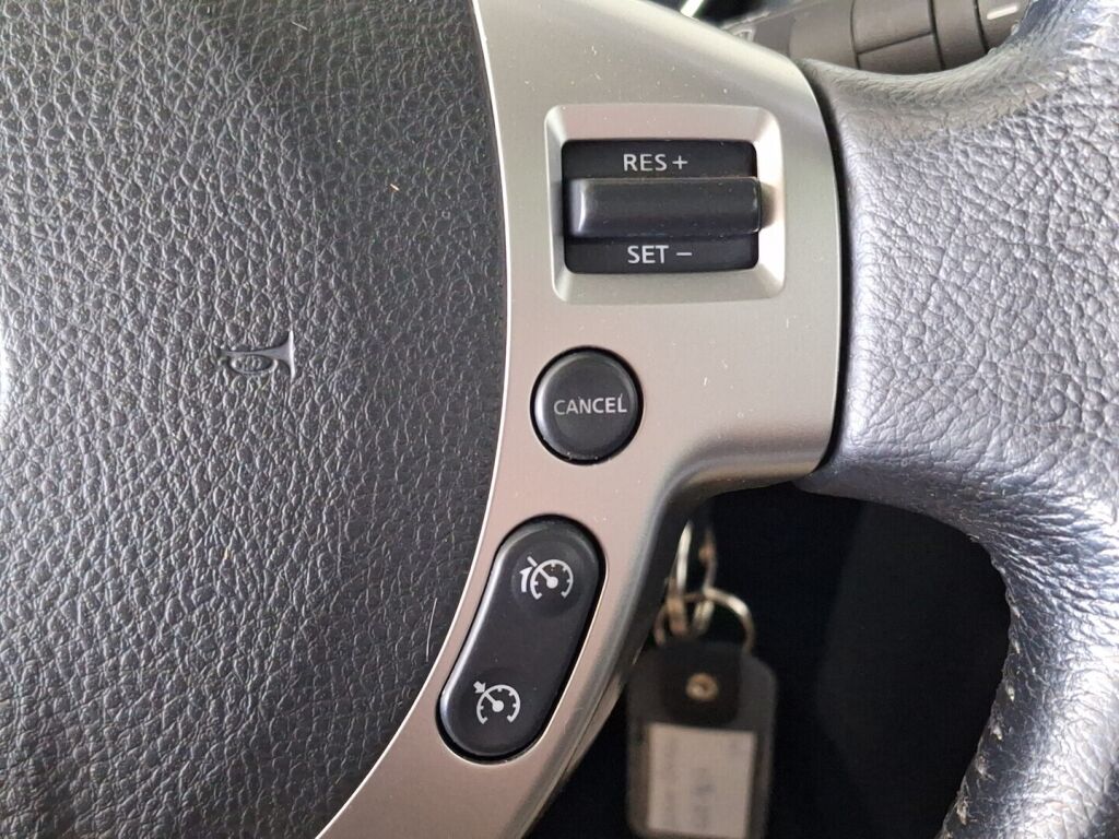 Nissan Qashqai+2 2011 Sininen