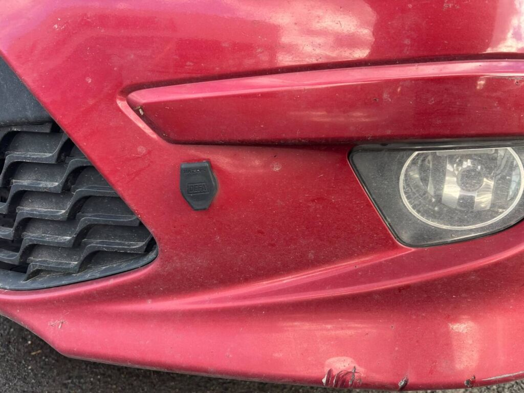 Hyundai i30 2011 Punainen