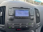 Hyundai i30 2011 Punainen