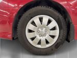 Hyundai i30 2011 Punainen