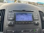 Hyundai i30 2011 Punainen