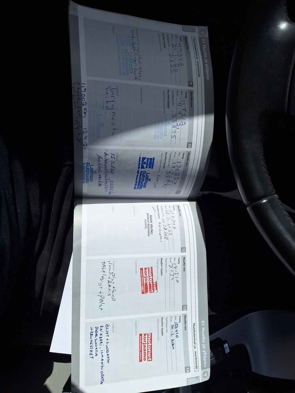 Volvo S40 2011 Punainen