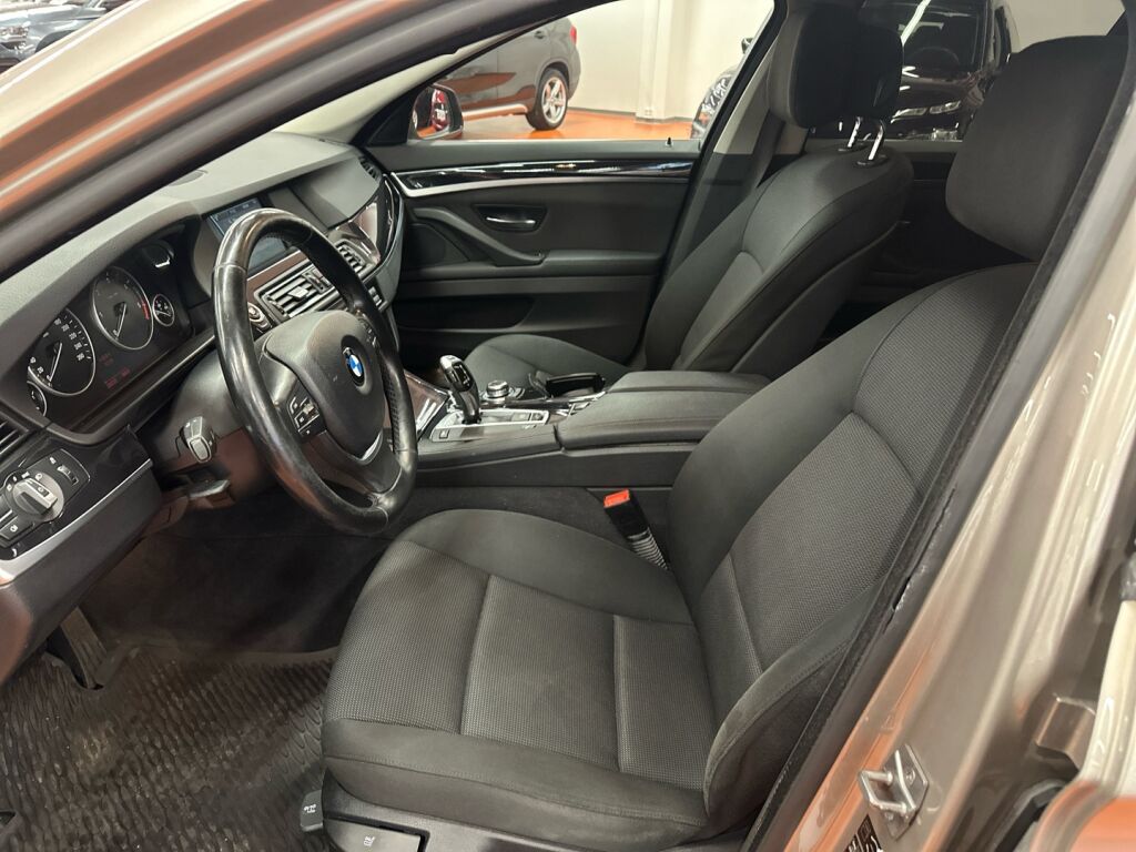 BMW 520 2011 Harmaa
