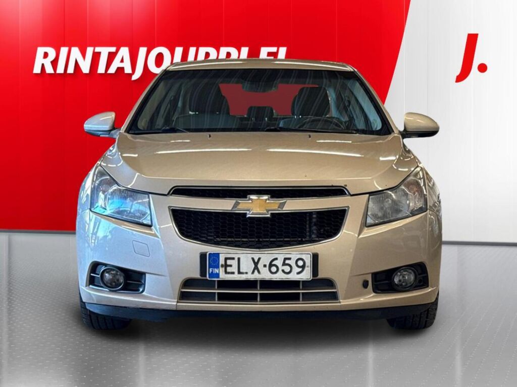 Chevrolet Cruze 2011 Ruskea (beige)