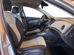 Chevrolet Cruze 2011 Ruskea (beige)
